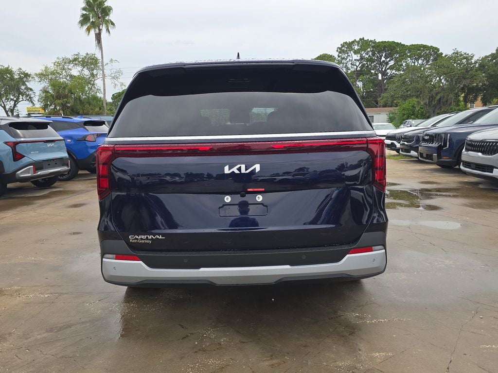 2027 Kia Carnival LXS