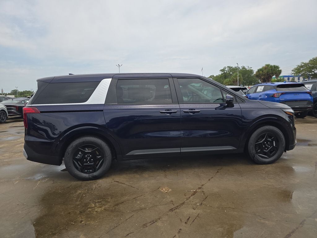 2027 Kia Carnival LXS