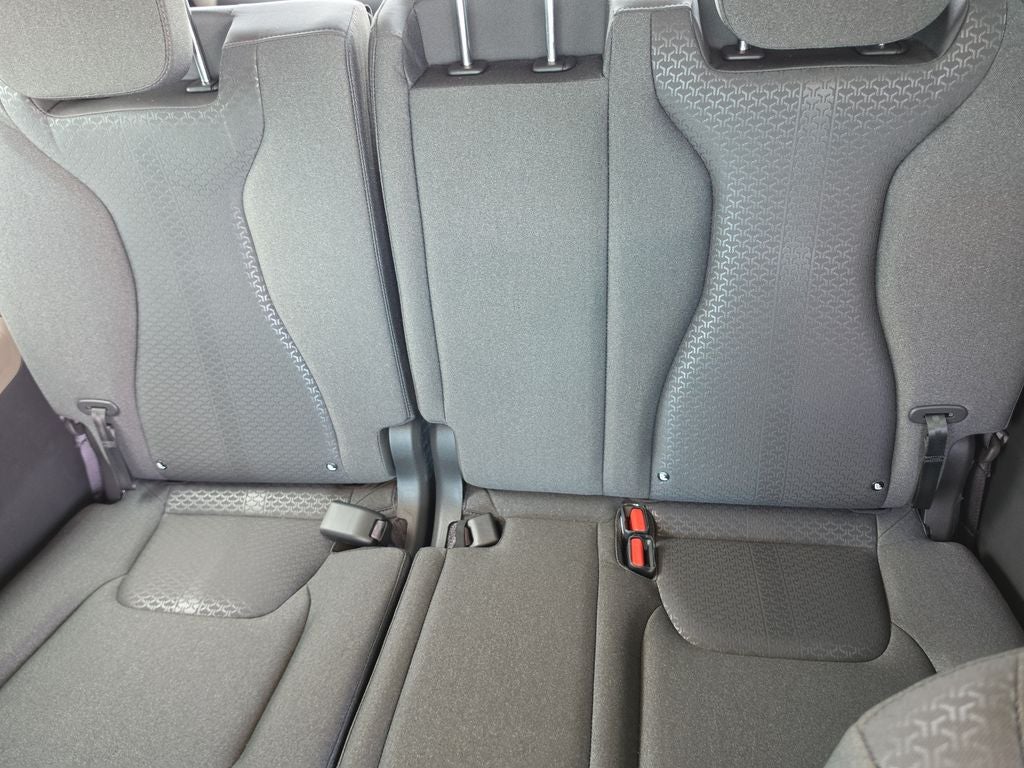 2027 Kia Carnival LX
