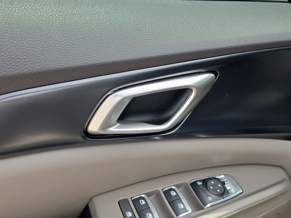 2027 Kia Carnival LX