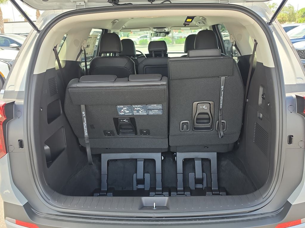 2027 Kia Carnival Hybrid LXS
