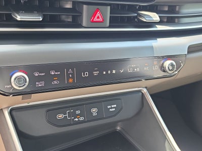 2027 Kia Carnival Hybrid LXS