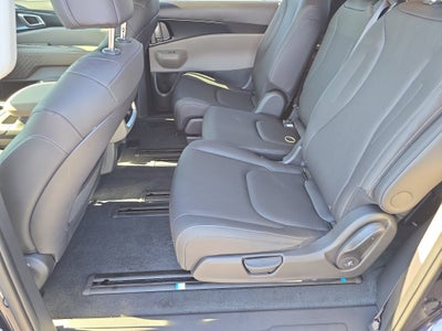 2027 Kia Carnival Hybrid LXS