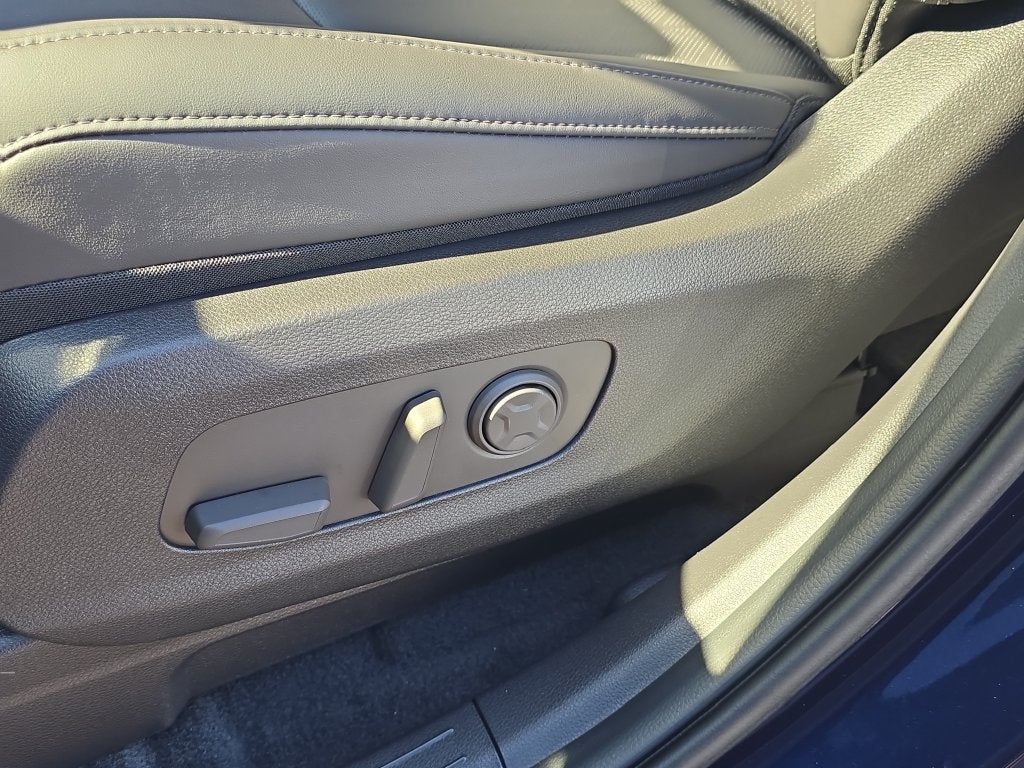 2027 Kia Carnival Hybrid LXS