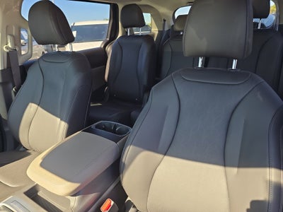 2027 Kia Carnival Hybrid LXS