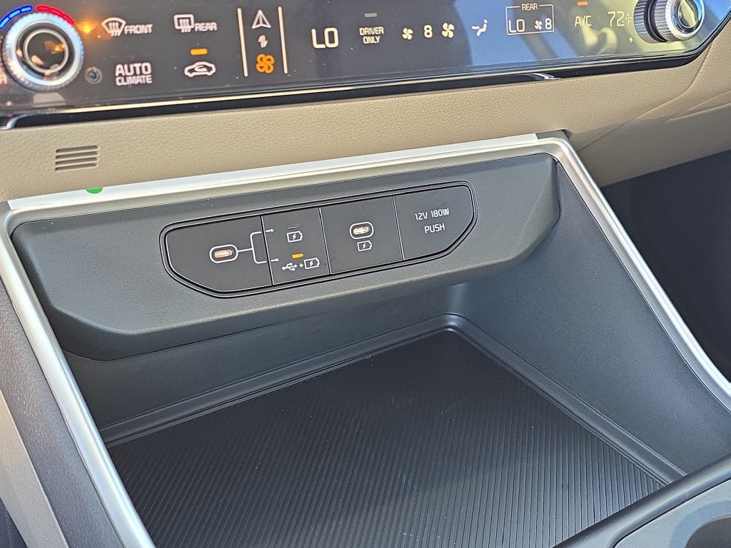 2027 Kia Carnival Hybrid LXS
