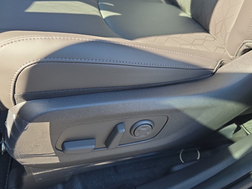 2027 Kia Carnival Hybrid LXS