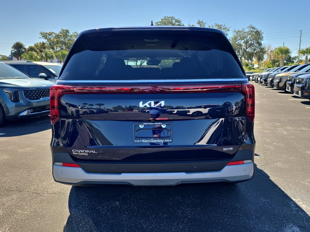 2027 Kia Carnival Hybrid LXS