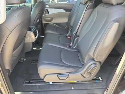2027 Kia Carnival Hybrid LXS