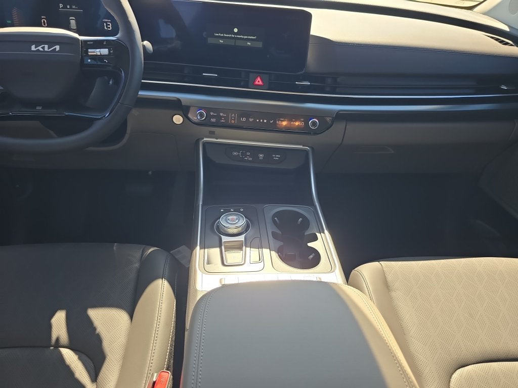 2027 Kia Carnival Hybrid LXS