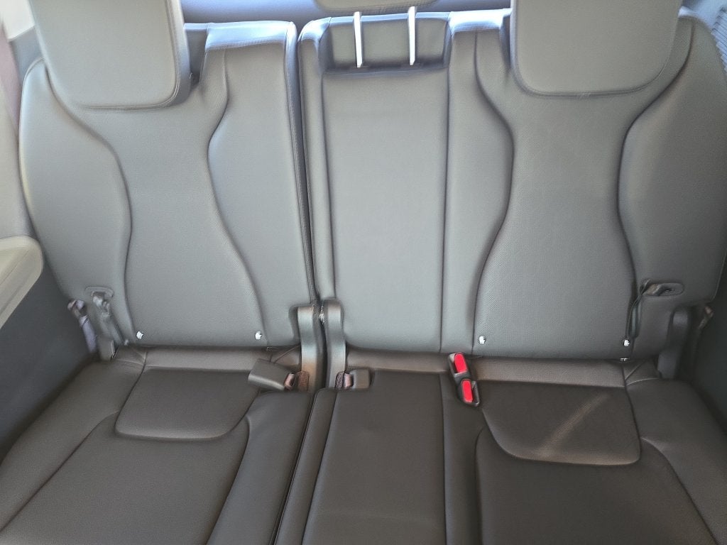 2027 Kia Carnival Hybrid LXS