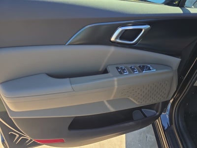 2027 Kia Carnival Hybrid LXS