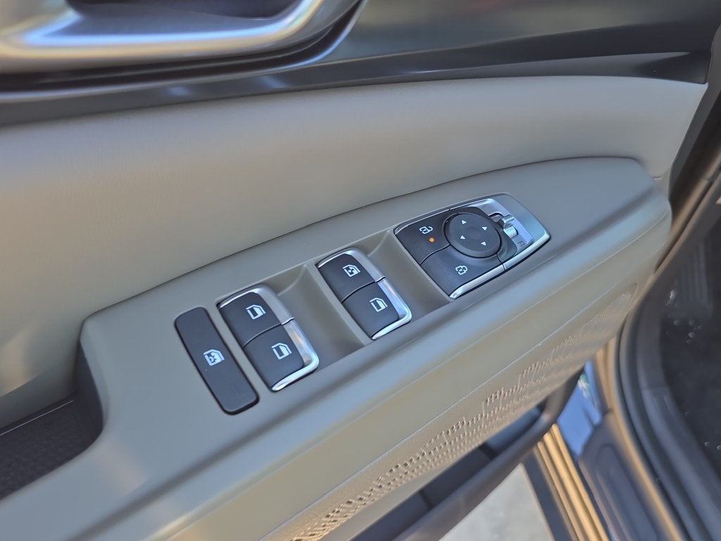 2027 Kia Carnival Hybrid LXS