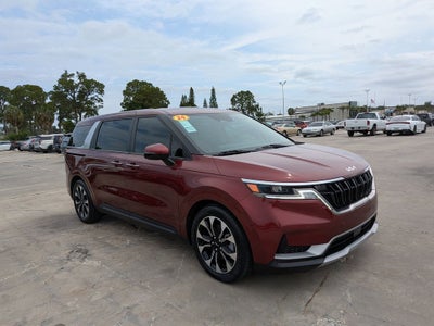 2024 Kia Carnival EX