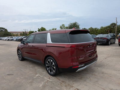 2024 Kia Carnival EX