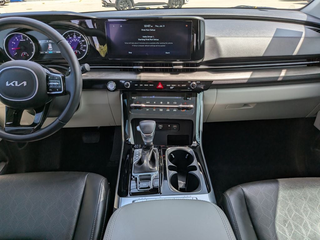 2024 Kia Carnival EX