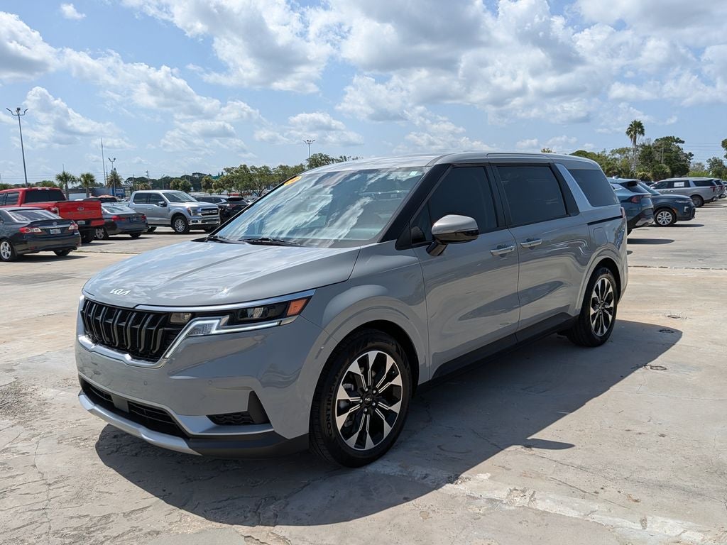 2024 Kia Carnival EX