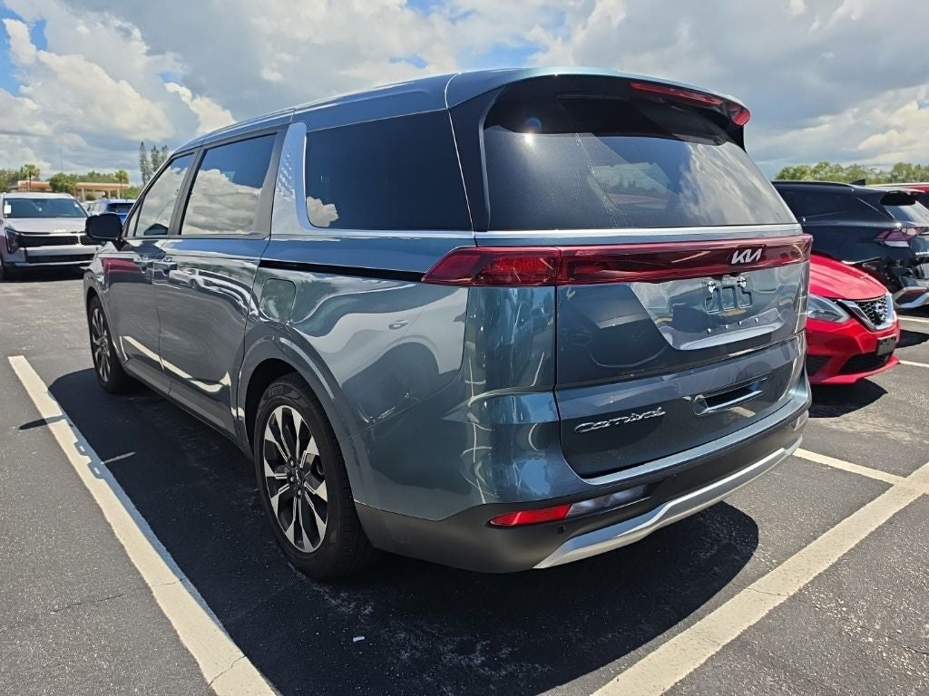 2022 Kia Carnival EX