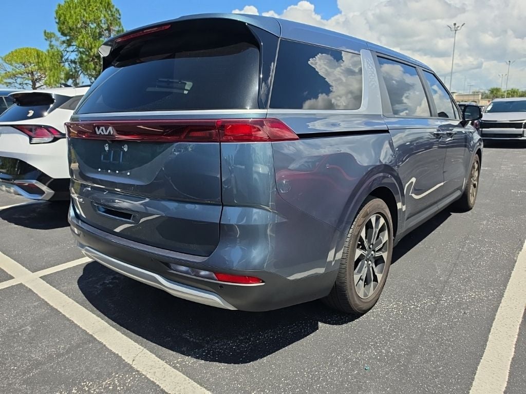 2022 Kia Carnival EX