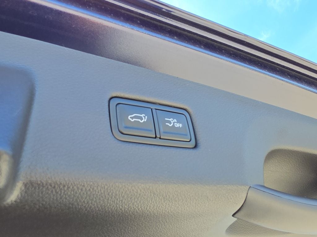 2027 Kia Carnival EX