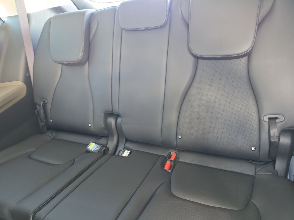 2027 Kia Carnival EX