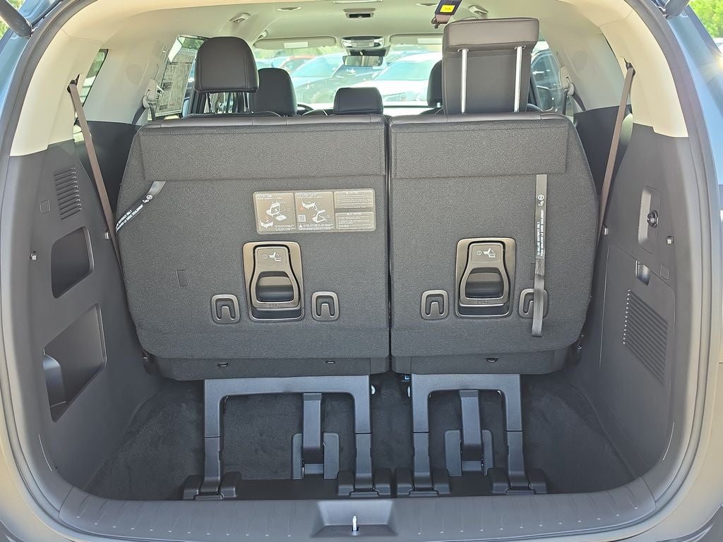 2027 Kia Carnival EX