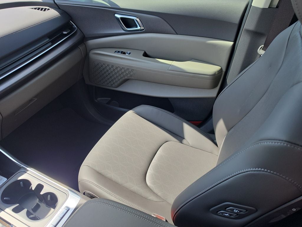 2027 Kia Carnival EX