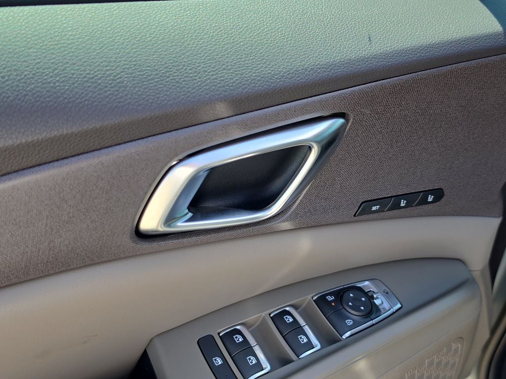 2027 Kia Carnival EX