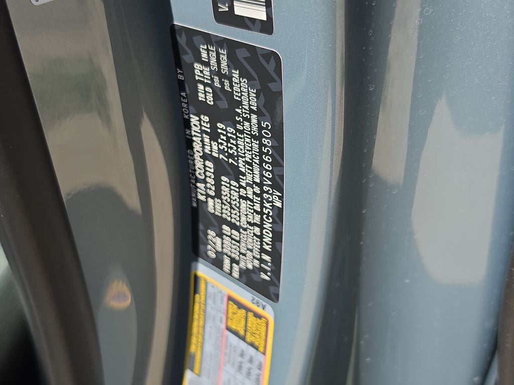2027 Kia Carnival EX