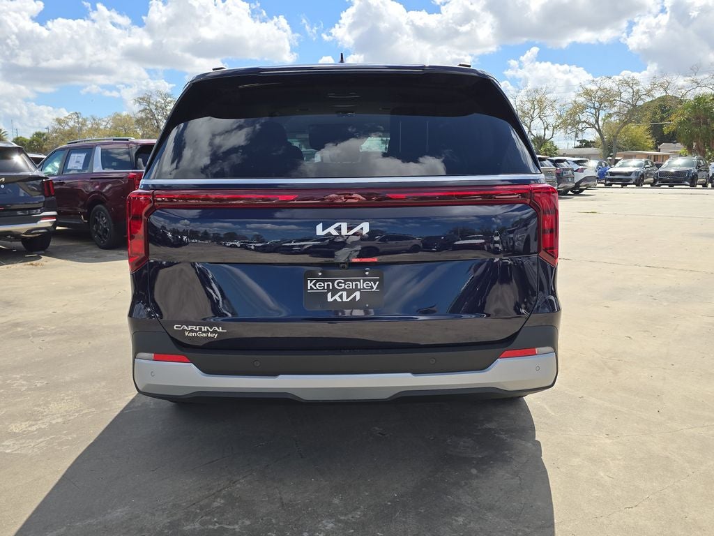 2026 Kia Carnival EX