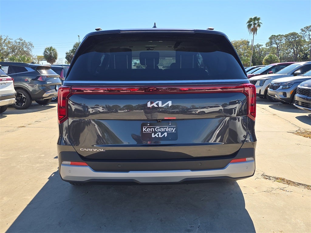2026 Kia Carnival EX