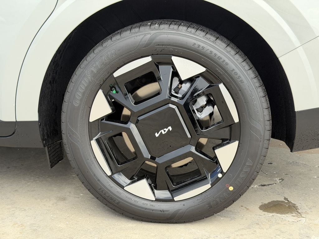 2027 Kia Carnival EX