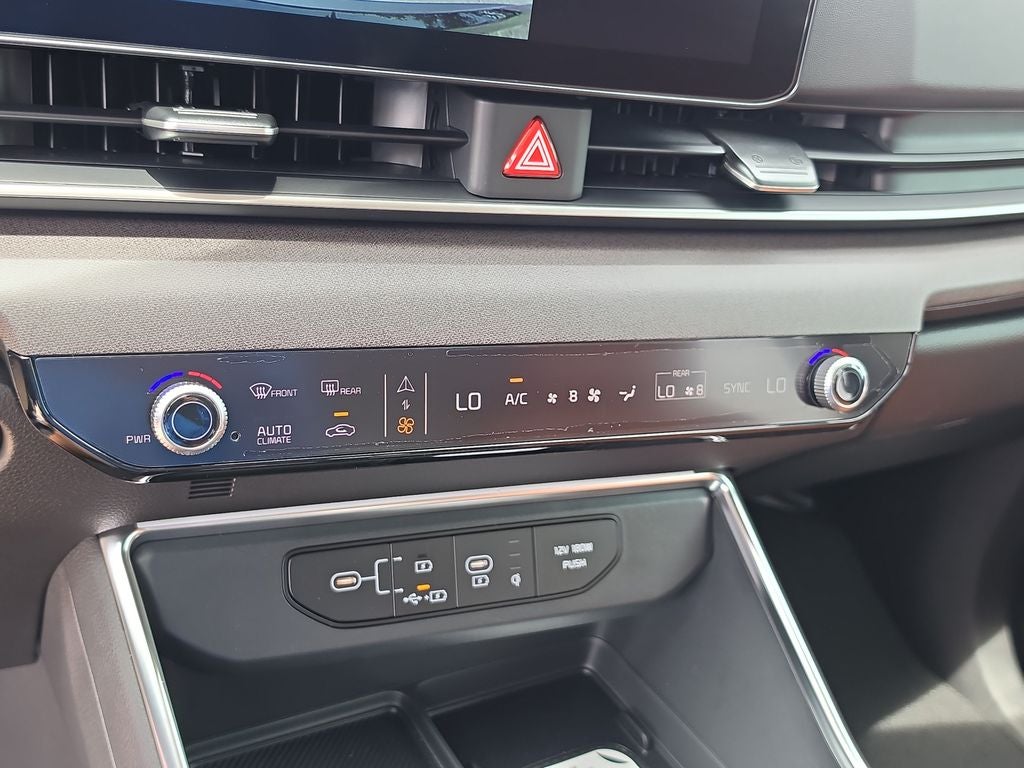 2026 Kia Carnival EX