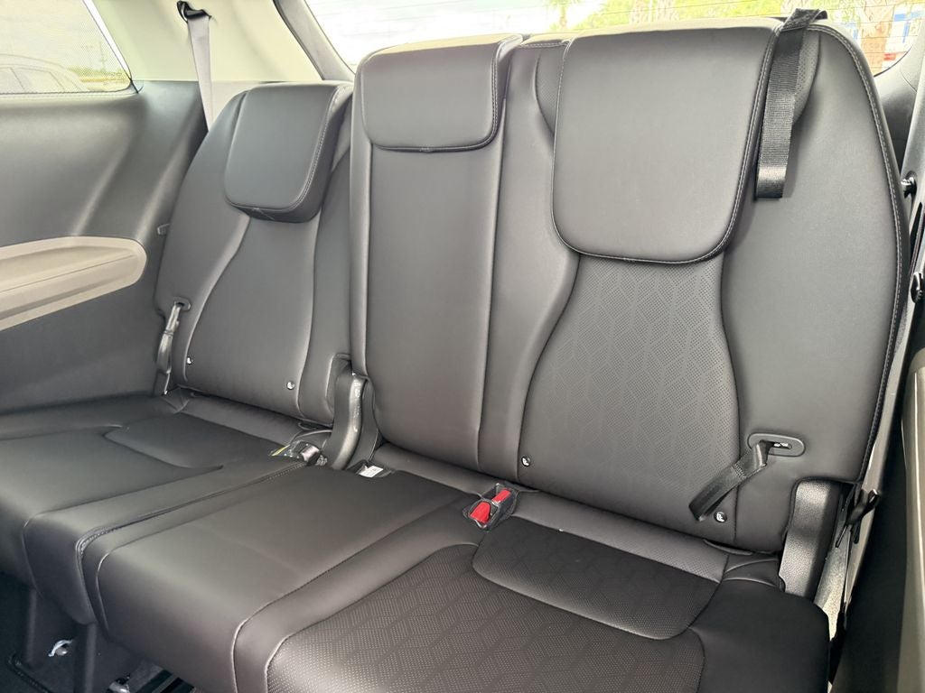 2027 Kia Carnival EX