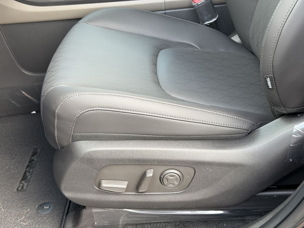 2027 Kia Carnival EX