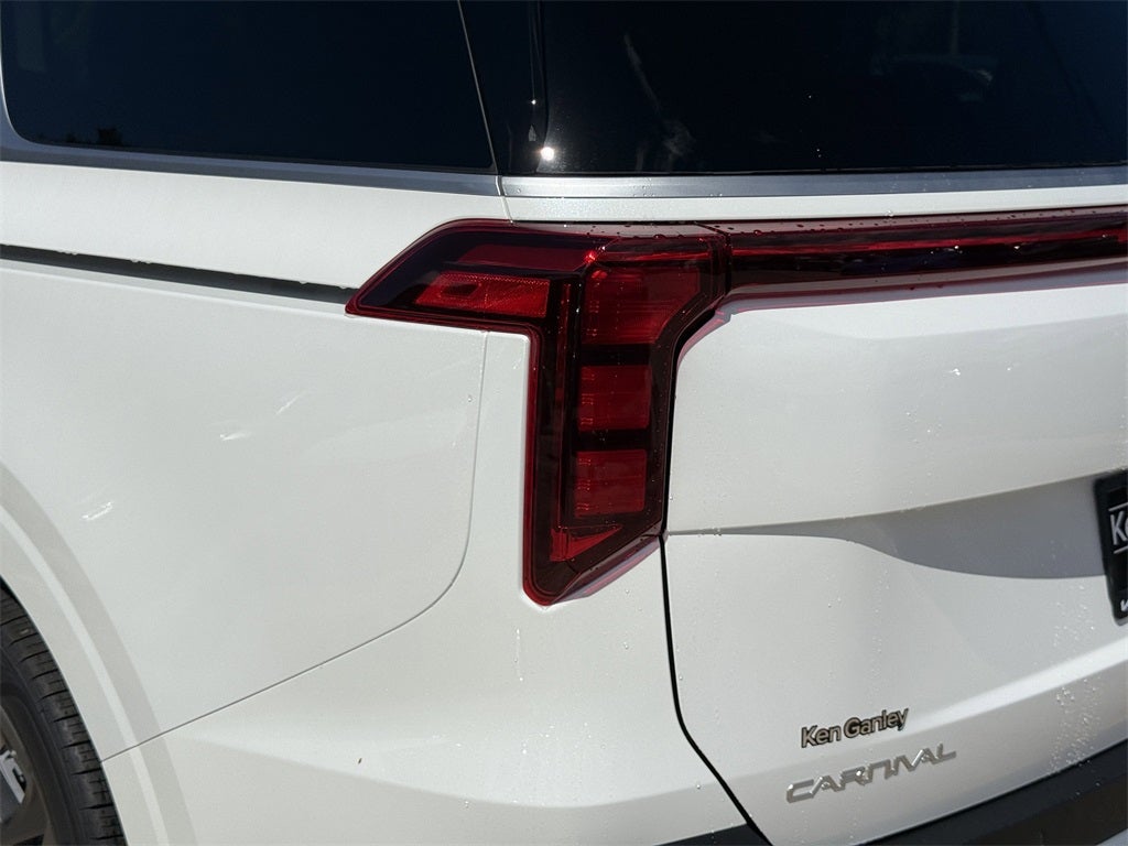 2026 Kia Carnival Hybrid EX