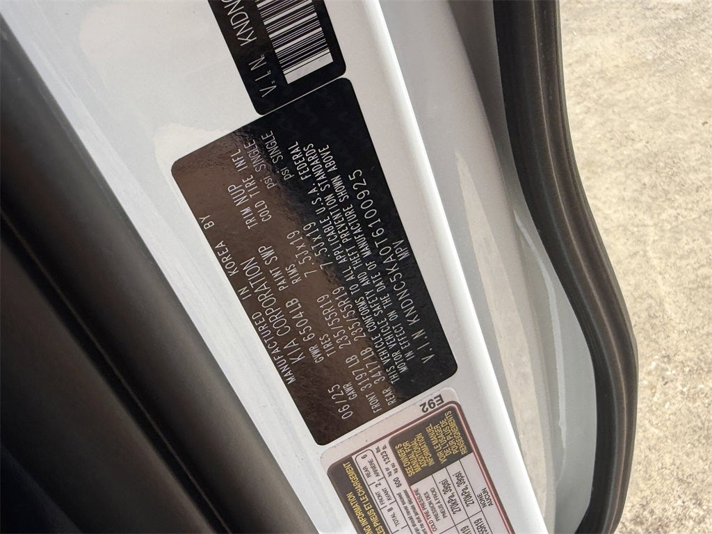 2026 Kia Carnival Hybrid EX