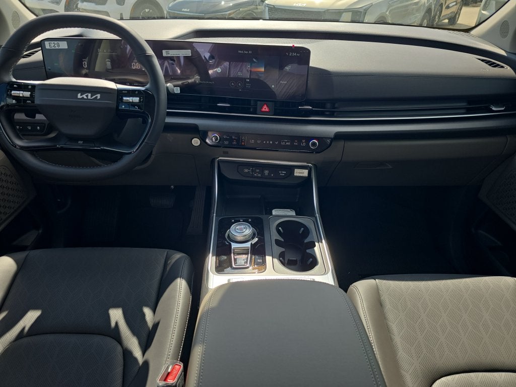2027 Kia Carnival Hybrid EX