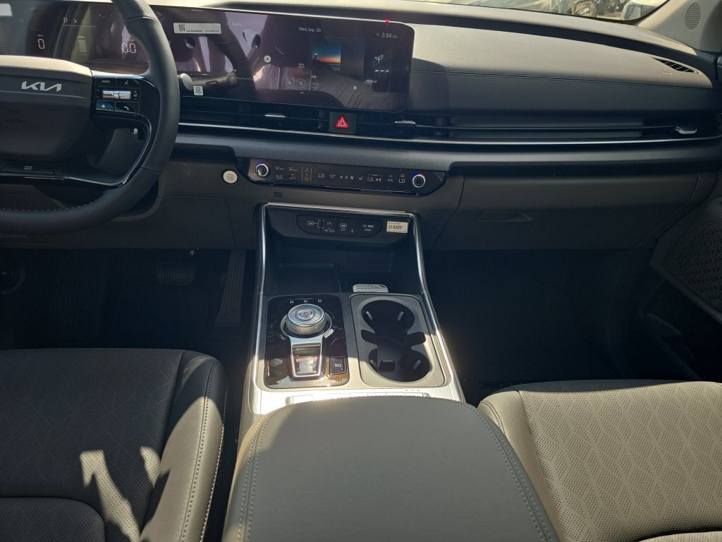 2027 Kia Carnival Hybrid EX