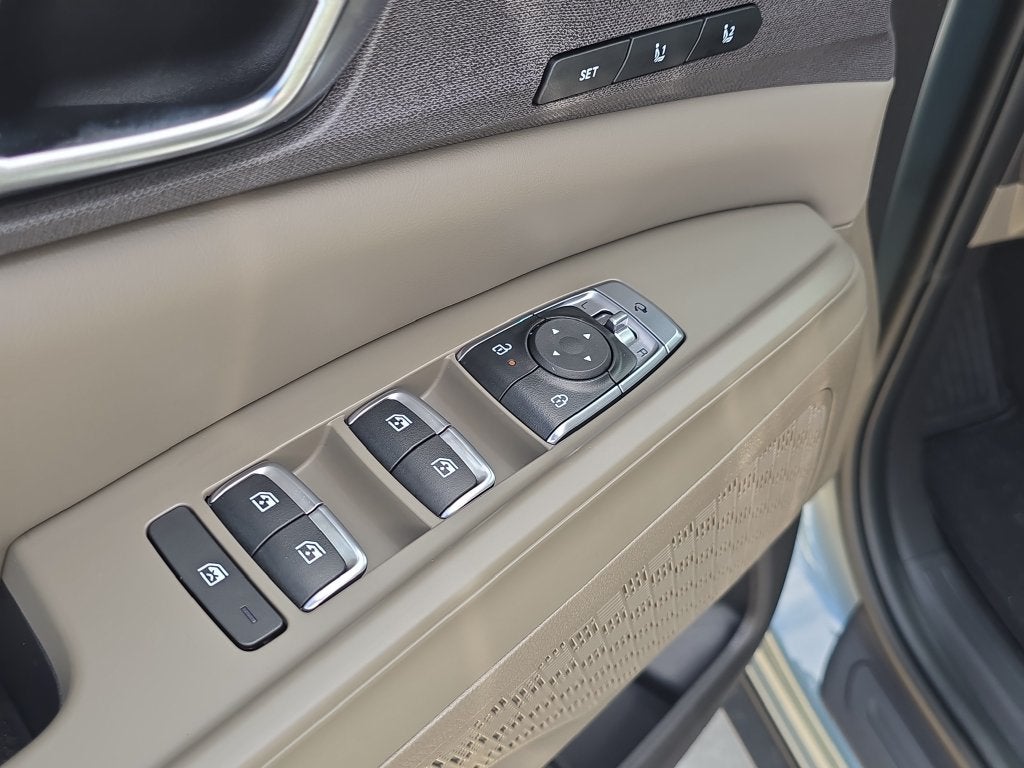 2027 Kia Carnival Hybrid EX