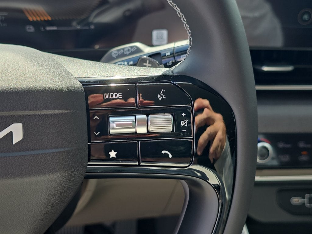 2027 Kia Carnival Hybrid EX