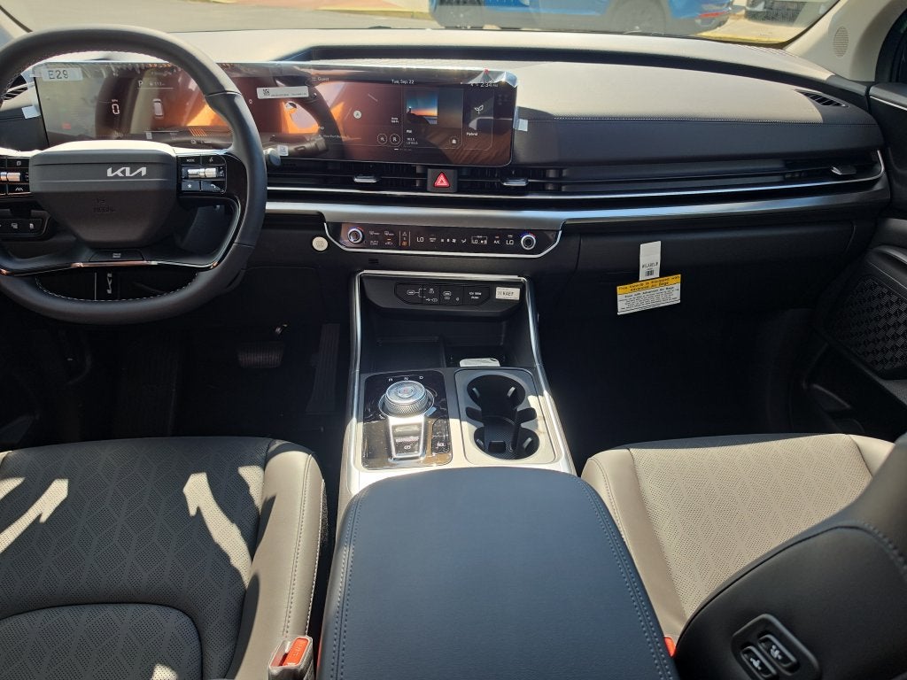 2027 Kia Carnival Hybrid EX