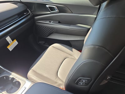 2027 Kia Carnival Hybrid EX