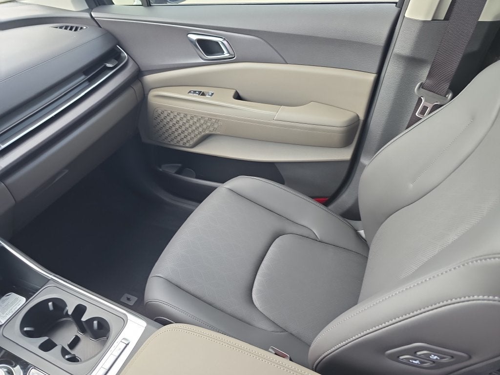2027 Kia Carnival Hybrid EX