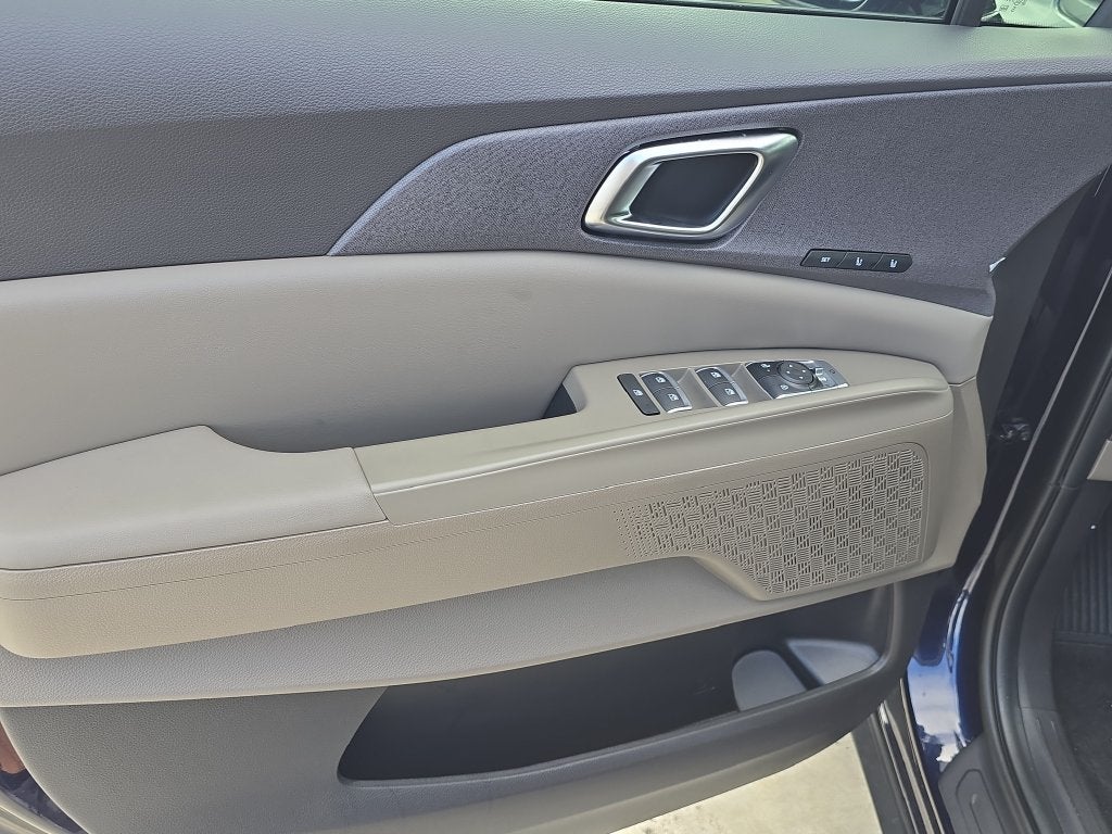 2027 Kia Carnival Hybrid EX