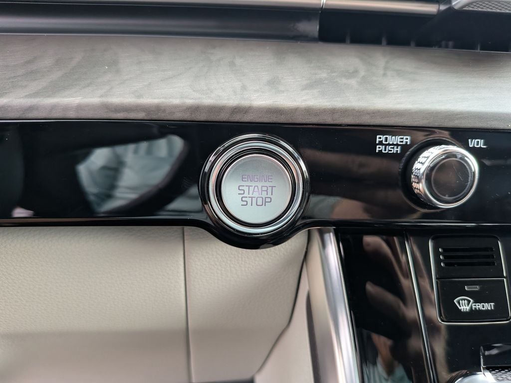 2024 Kia Carnival SX