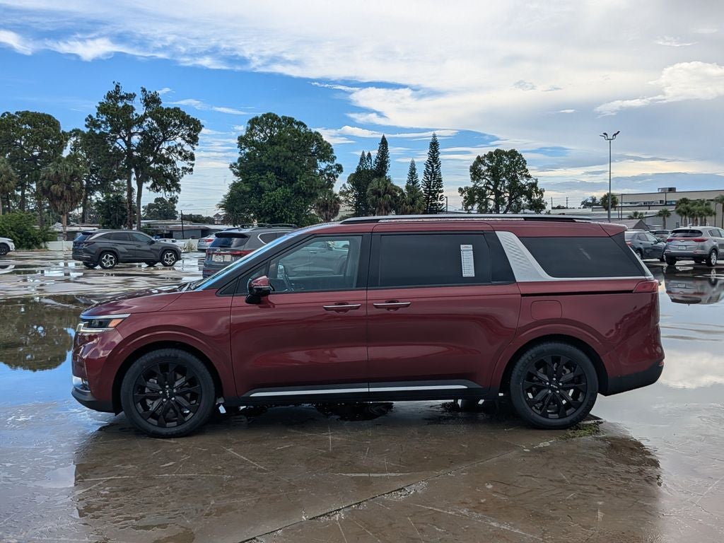 2024 Kia Carnival SX