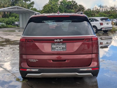 2024 Kia Carnival SX