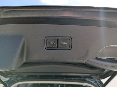 2023 Kia Carnival SX