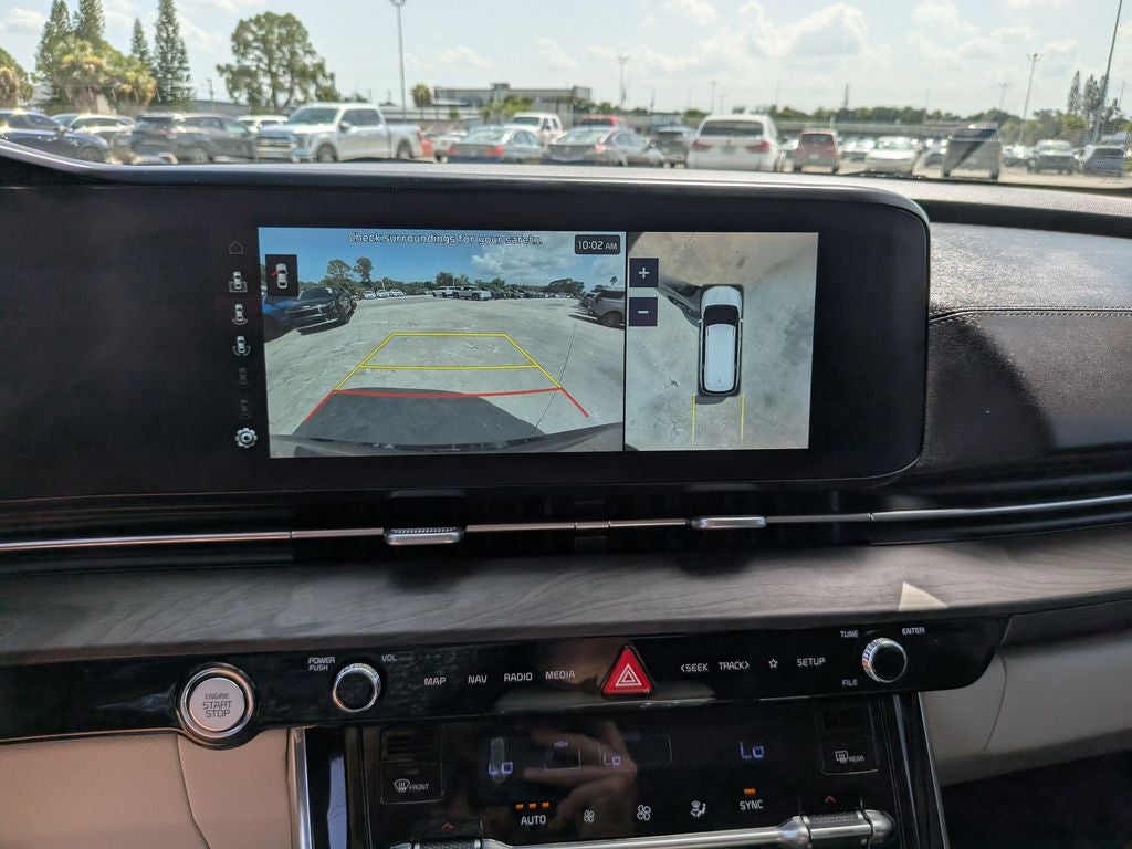 2023 Kia Carnival SX